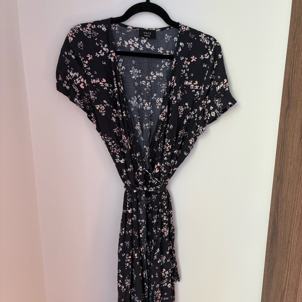 Vici Navy Dress with Soft Pink Floral Print - Picture 2 of 2